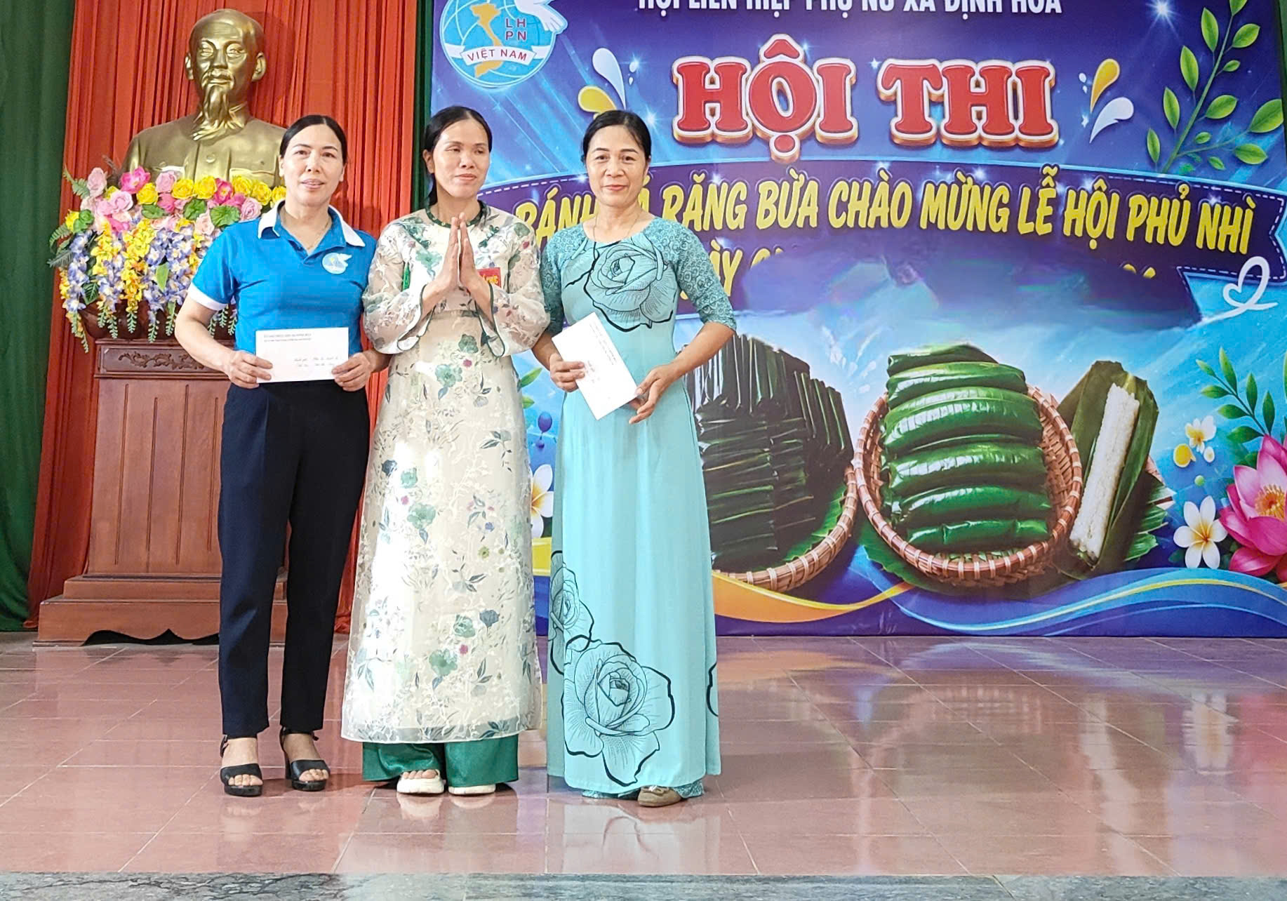 Anh-tin-bai